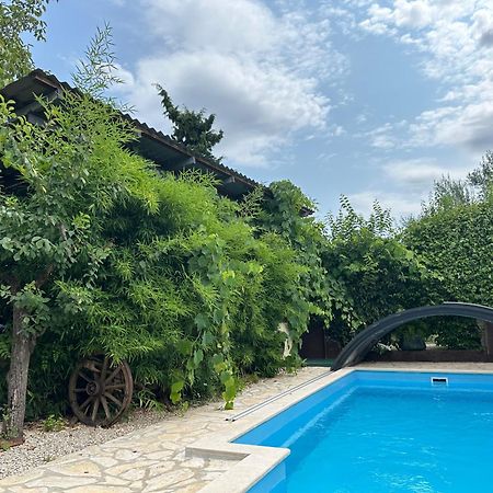 Bokalu With Private Pool Apartment Пореч Екстериор снимка
